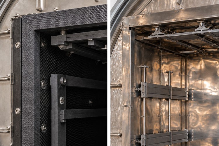 Graphite hot-zone vs. all-metal hot-zone